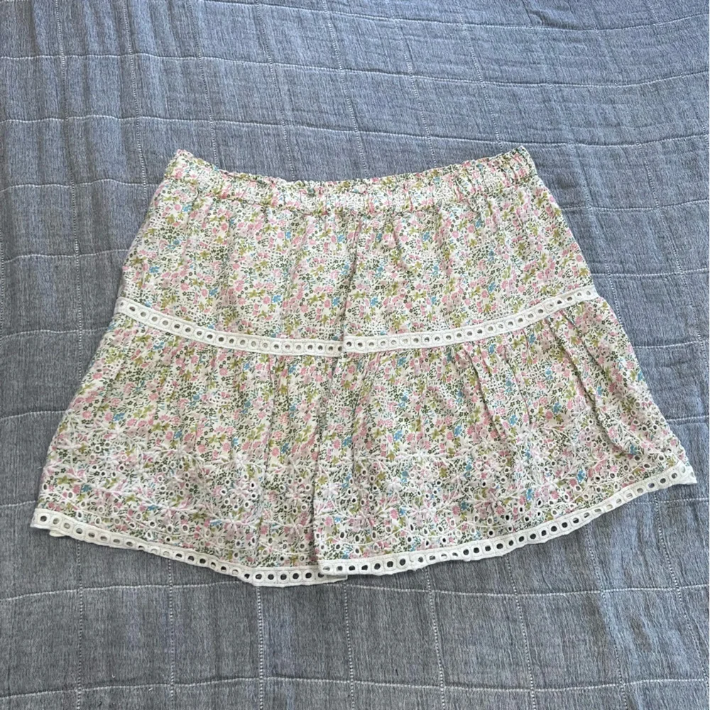 Jennifer &‎ Grace women floral teacup white mini skirt size XL